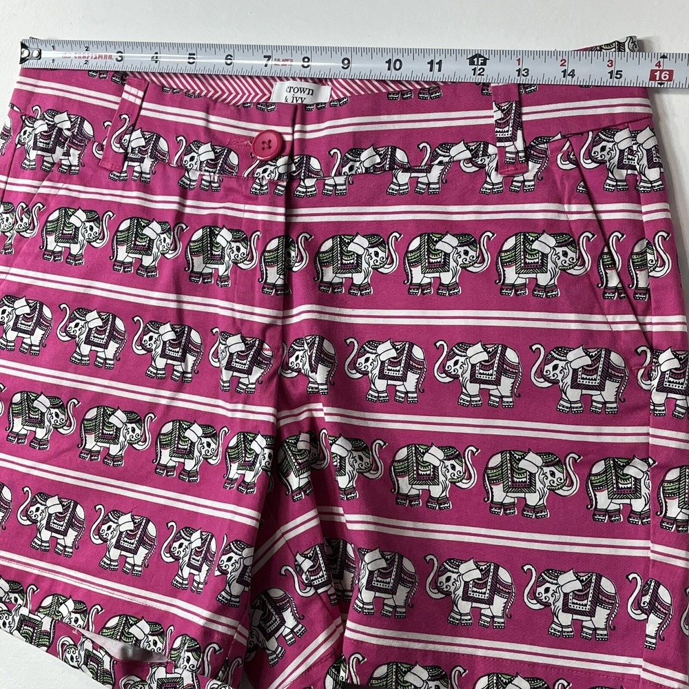Crown Ivy Pink Elephant Print Shorts Women's Size 4 Flat Front Casual Shorts - Picture 3 of 8